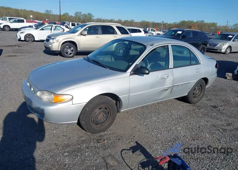 1999 Ford Escort Se z USA, uszkodzony, nr VIN 1FAFP13P1XW185662